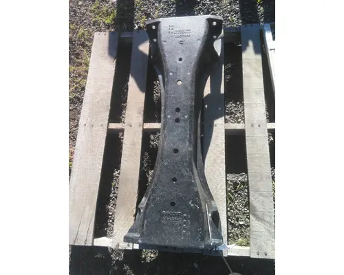 PETERBILT 567 CROSSMEMBER