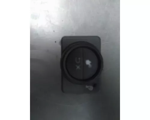 PETERBILT 567 CRUISE CONTROL SWITCH