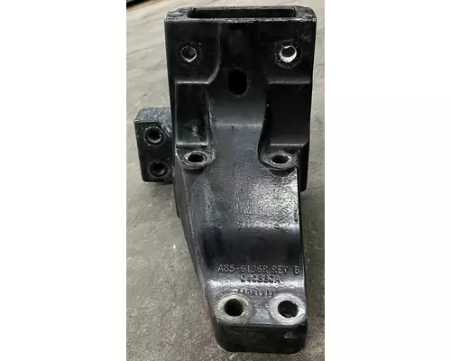 PETERBILT 567 Cab Mount