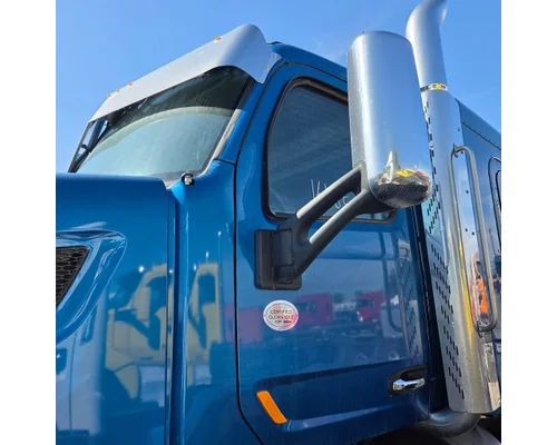 PETERBILT 567 Cab