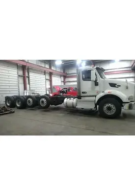PETERBILT 567 Complete Vehicle