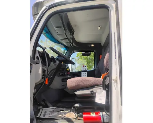 PETERBILT 567 Complete Vehicle