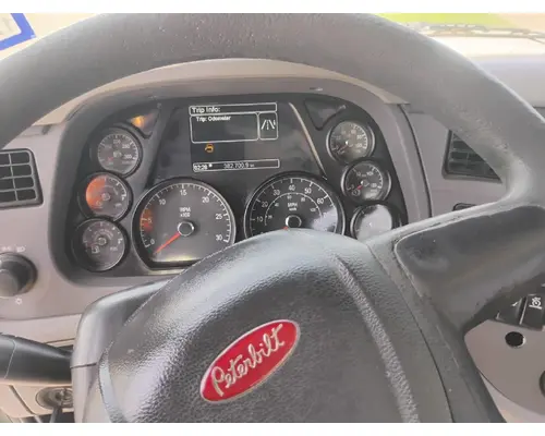 PETERBILT 567 Complete Vehicle