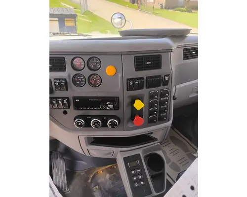 PETERBILT 567 Complete Vehicle