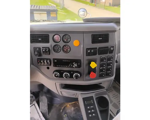 PETERBILT 567 Complete Vehicle