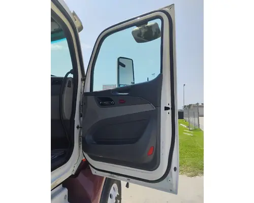 PETERBILT 567 Complete Vehicle