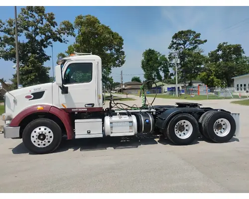 PETERBILT 567 Complete Vehicle