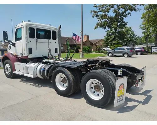 PETERBILT 567 Complete Vehicle