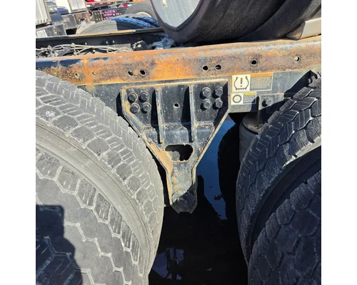 PETERBILT 567 Cutoff Assembly