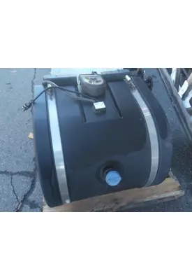 PETERBILT 567 DEF TANK