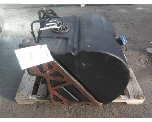 PETERBILT 567 DEF TANK