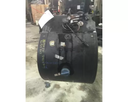 PETERBILT 567 DEF TANK