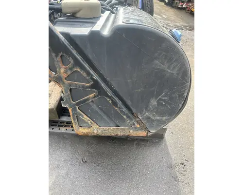 PETERBILT 567 DEF Tank