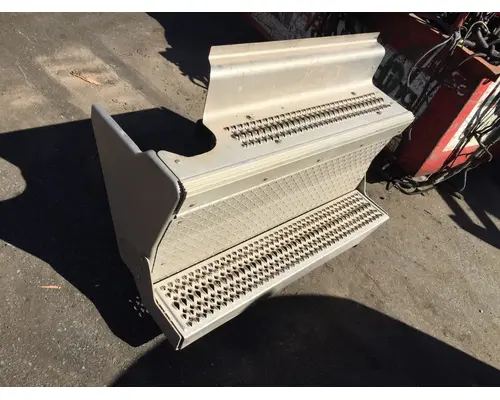 PETERBILT 567 DPF(Diesel Particulate Filter)