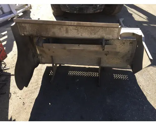 PETERBILT 567 DPF(Diesel Particulate Filter)