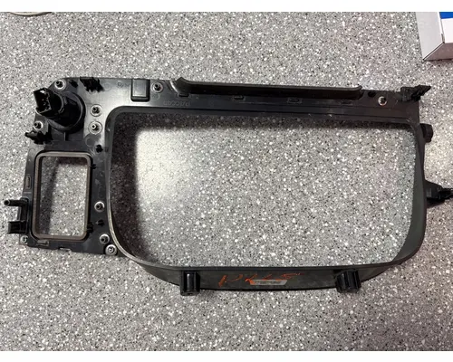 PETERBILT 567 Dash Assembly