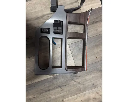 PETERBILT 567 Dash Assembly