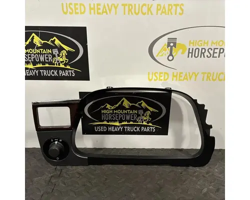 PETERBILT 567 Dash Panel