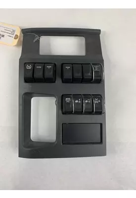 PETERBILT 567 Dash/Console Switch