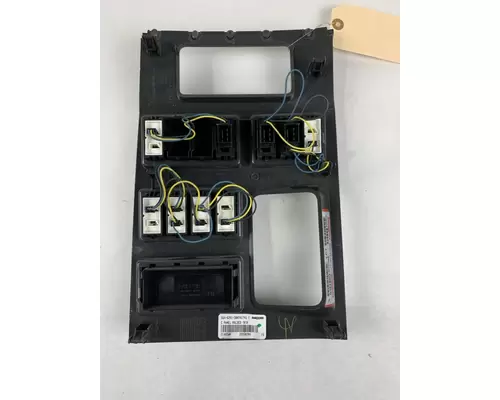 PETERBILT 567 DashConsole Switch