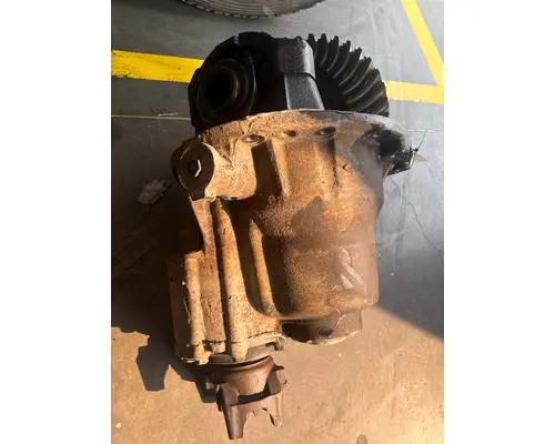 PETERBILT 567 Differential Assembly (Front, Rear)