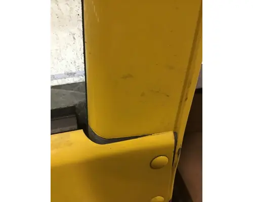 PETERBILT 567 Door Assembly, Front