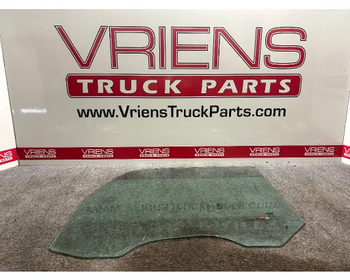 PETERBILT 567 Door Glass, Front