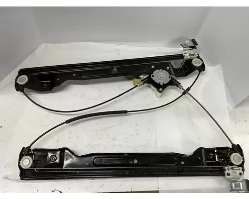 PETERBILT 567 Door Window Regulator, Front