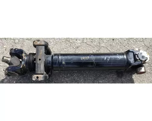 PETERBILT 567 Drive Shaft, Front