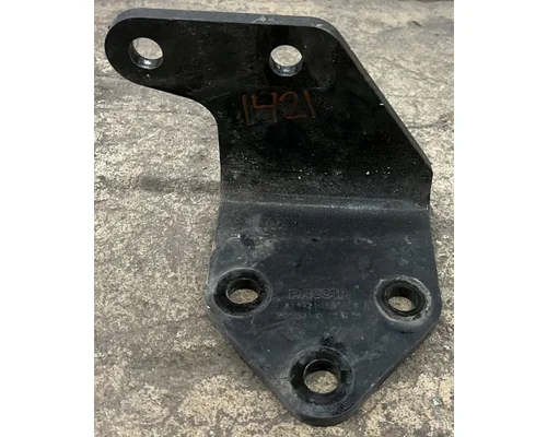 PETERBILT 567 Engine Mounts