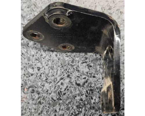 PETERBILT 567 Engine Mounts