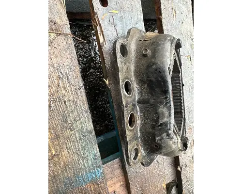 PETERBILT 567 Engine Mounts