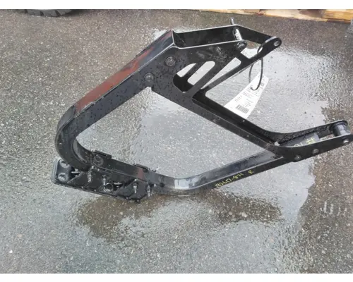 PETERBILT 567 FAIRING BRACKETMOUNT