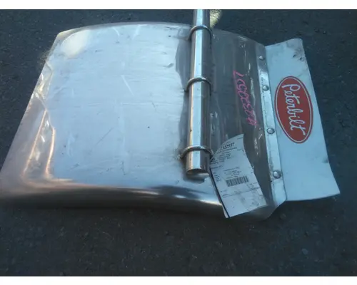 PETERBILT 567 FENDER, QUARTERHALF REAR