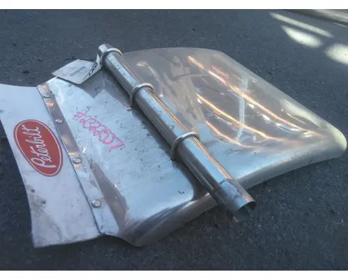 PETERBILT 567 FENDER, QUARTERHALF REAR