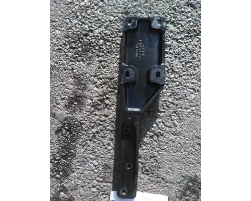 PETERBILT 567 FENDER BRACKETMOUNT