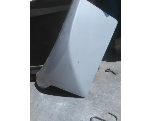 PETERBILT 567 FENDER EXTENSION