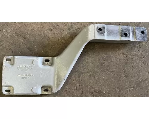 PETERBILT 567 Fender,Bracketmount