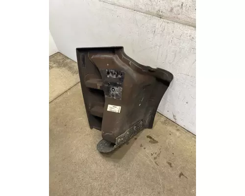 PETERBILT 567 Fender Extension