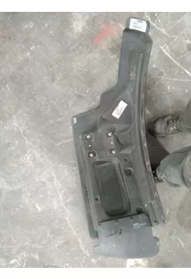 PETERBILT 567 Fender Extension