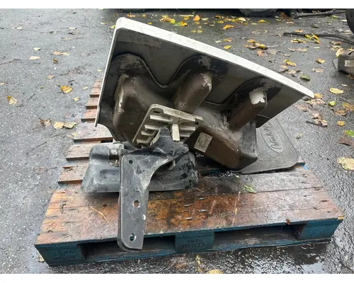 PETERBILT 567 Fender Extension