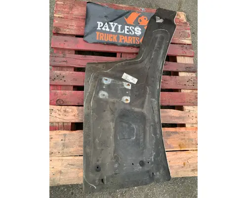 PETERBILT 567 Fender Extension