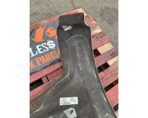 PETERBILT 567 Fender Extension