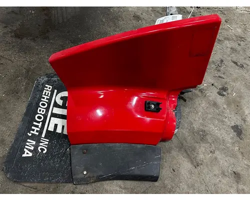 PETERBILT 567 Fender Extension