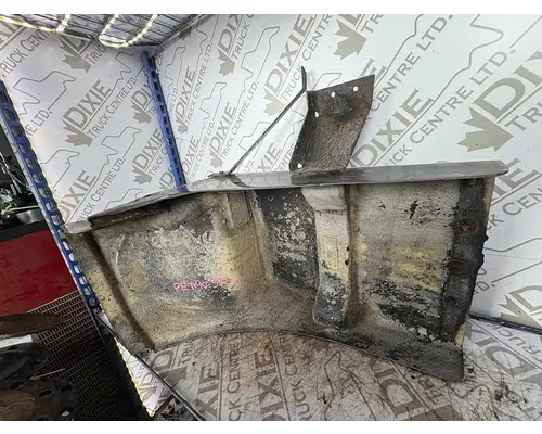 PETERBILT 567 Fender Extension