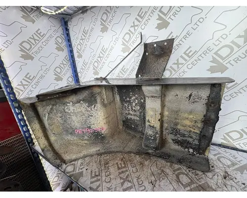 PETERBILT 567 Fender Extension