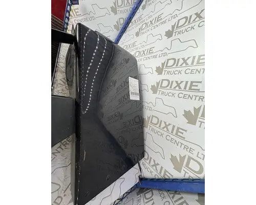 PETERBILT 567 Fender Extension