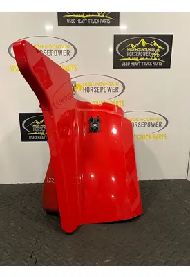 PETERBILT 567 Fender