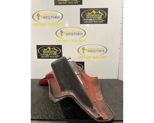 PETERBILT 567 Fender