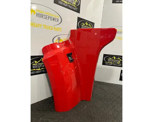PETERBILT 567 Fender